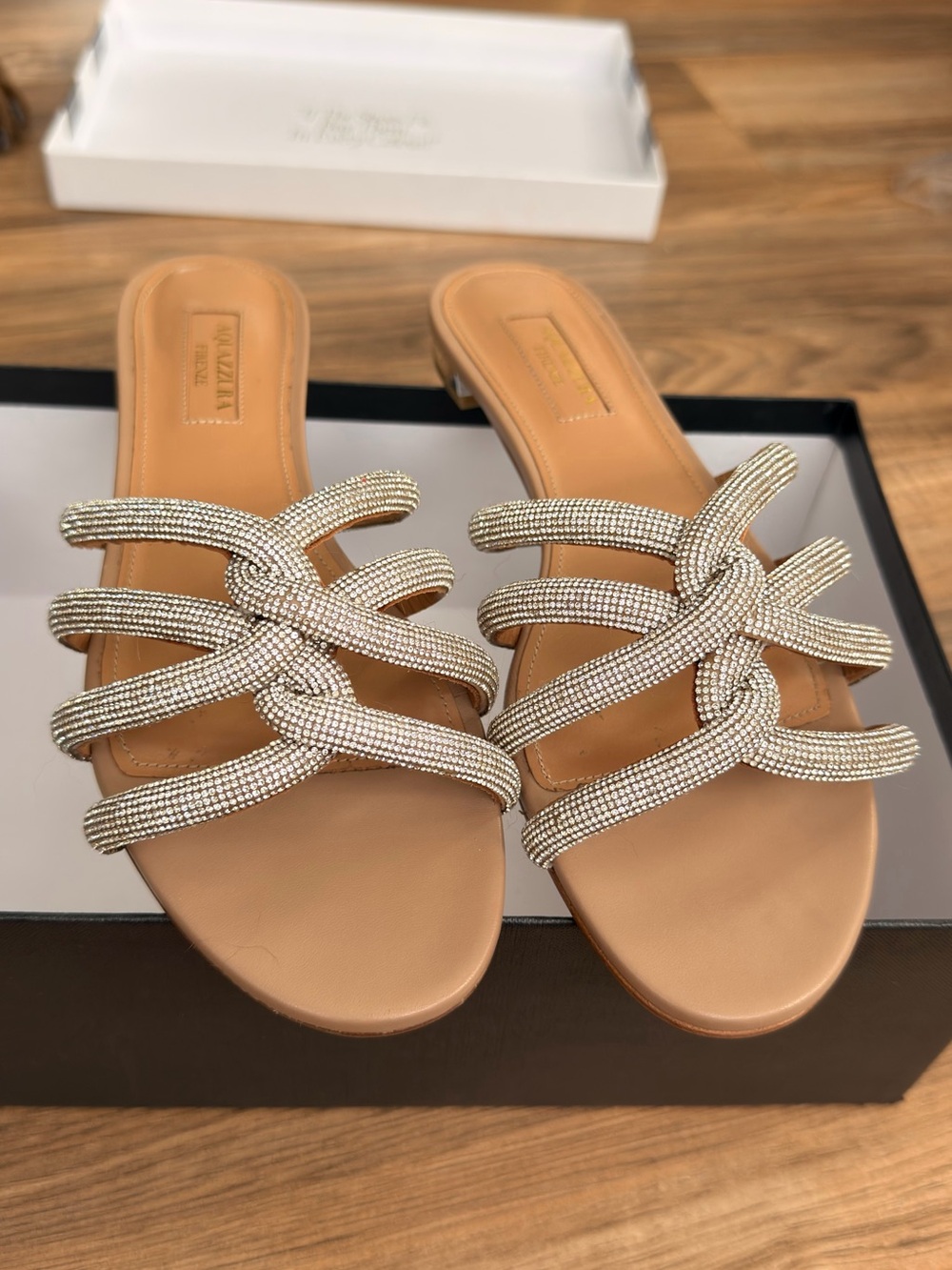 BRAND NEW IN BOX Aquazzura Crystal Moondust Flats Size 38 (7 US) PRICE FIRM